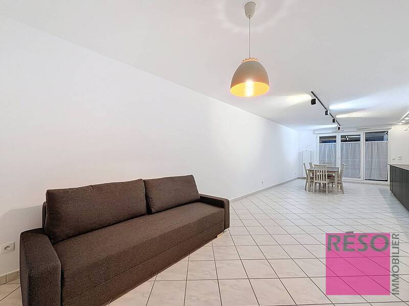 Location appartement 5 pièces 103 m² à Annemasse 74100 - 2 100 €