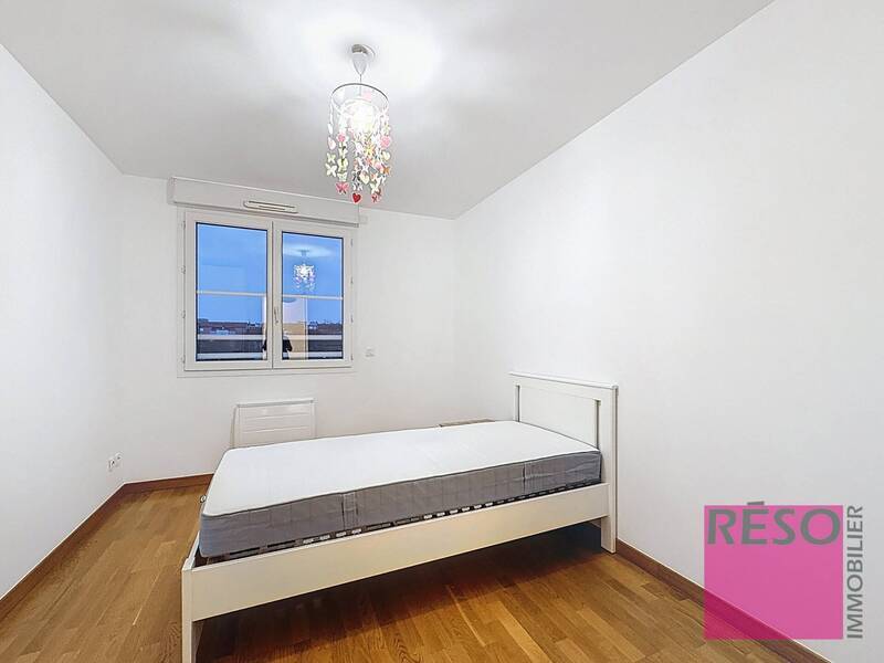 Location appartement 5 pièces 103 m² à Annemasse 74100 - 2 100 €