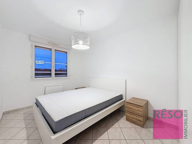 Location appartement 5 pièces 103 m² à Annemasse 74100 - 2 100 €