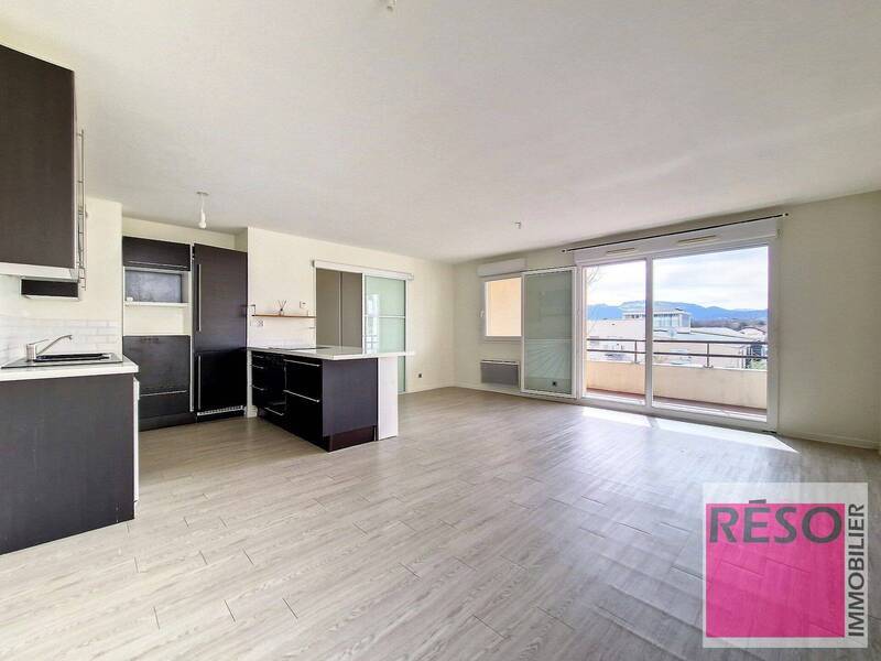 Location appartement 3 pièces 64 m² à Vétraz-Monthoux 74100 - 1 539 €