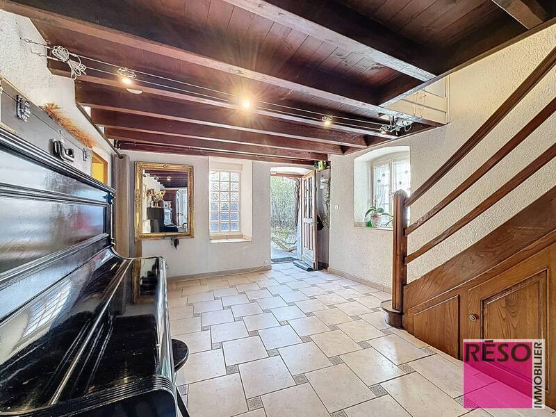 Buy house 4 rooms 150 m² in Pers-Jussy 74930