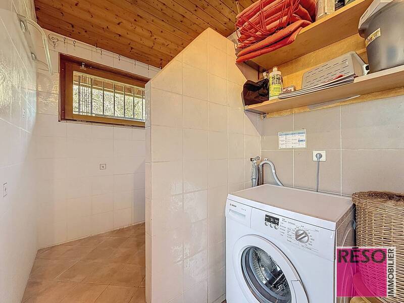 Buy house 4 rooms 150 m² in Pers-Jussy 74930