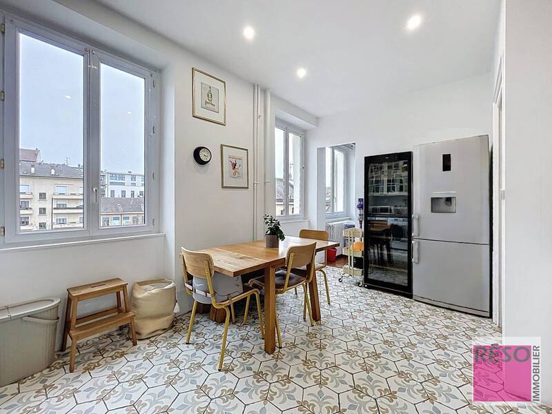 Vente appartement 5 pièces 182.92 m² à Annemasse 74100