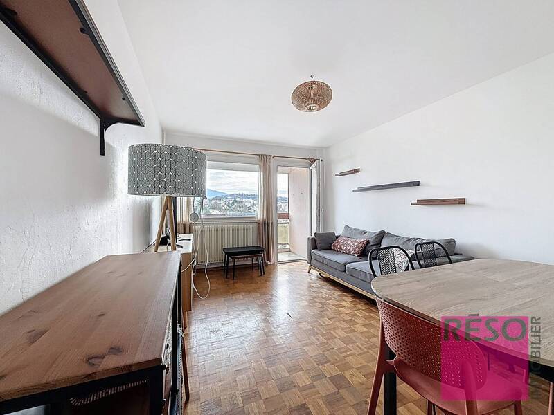 Rent apartment 4 rooms 80 m² in Annemasse 74100 - 1 850 €