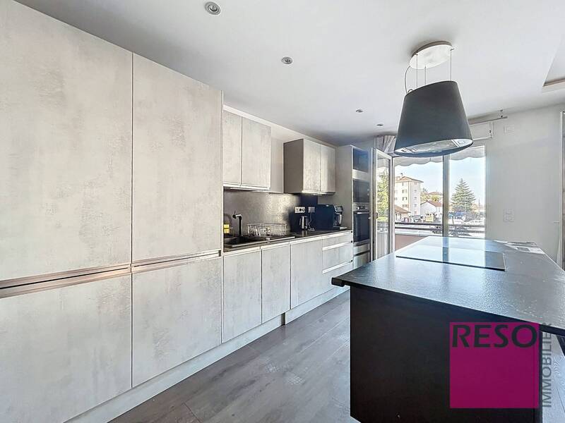 Location appartement 3 pièces 69 m² à Ambilly 74100 - 1 900 €