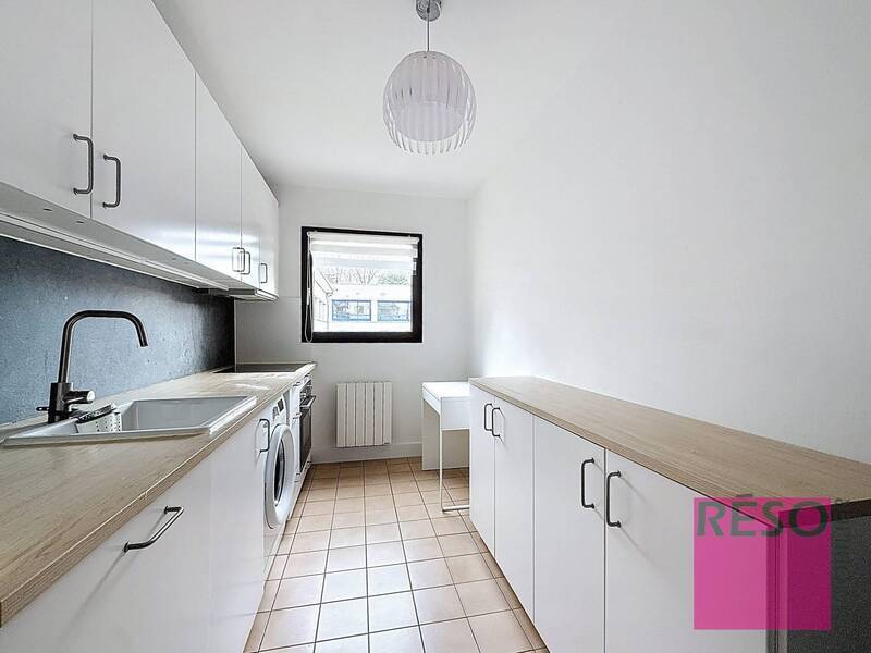 Location appartement 3 pièces 64 m² à Annemasse 74100 - 1 580 €