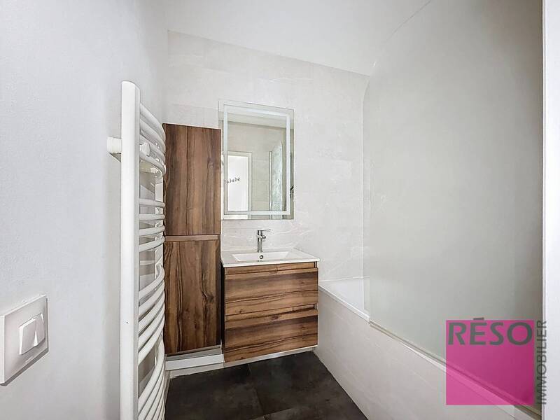 Location appartement 3 pièces 64 m² à Annemasse 74100 - 1 580 €