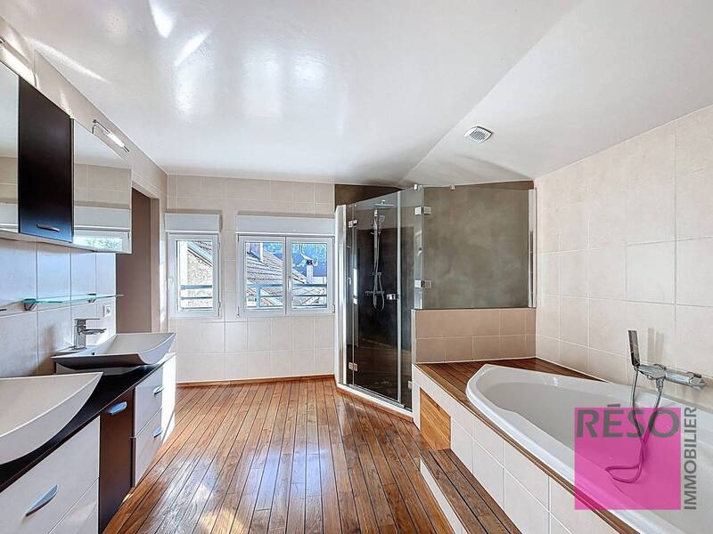 Vente maison 7 pièces 186 m² à Archamps 74160