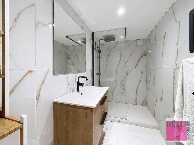 Vente maison 10 pièces 194.73 m² à Cranves-Sales 74380