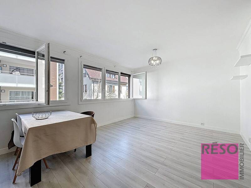 Location appartement 2 pièces 51 m² à Annemasse 74100 - 1 300 €