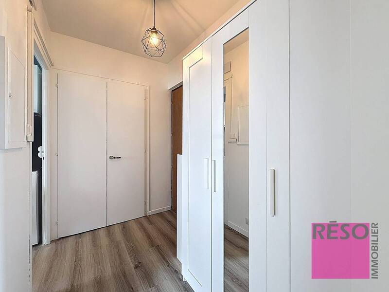 Location appartement 1 pièce 32 m² à Annemasse 74100 - 1 000 €