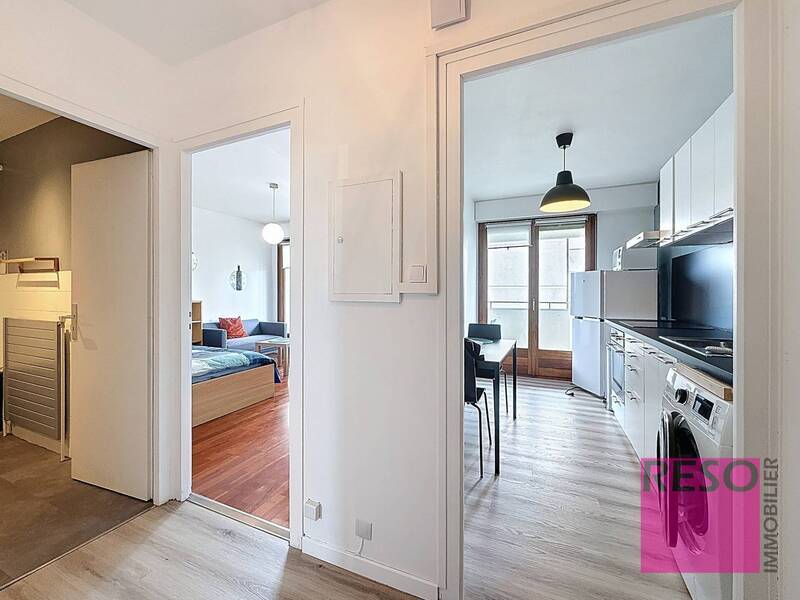 Location appartement 1 pièce 32 m² à Annemasse 74100 - 1 000 €