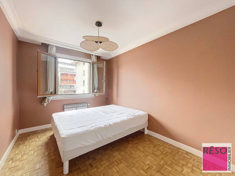 Location appartement 3 pièces 84 m² à Annemasse 74100 - 1 569 €