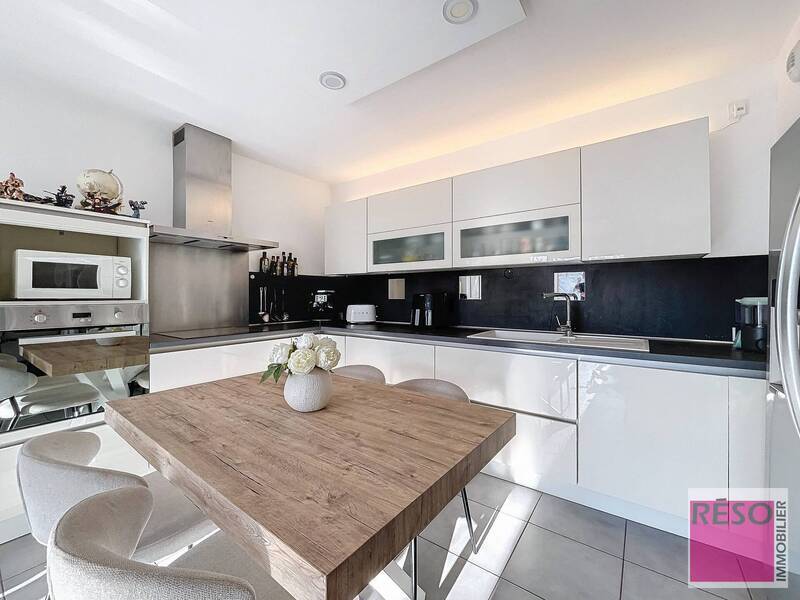 Location appartement 3 pièces 65.15 m² à Annemasse 74100 - 1 612 €