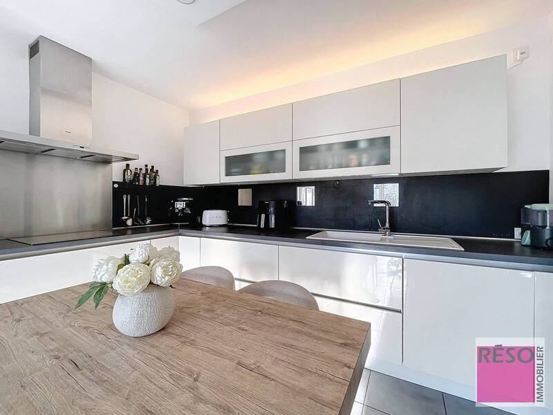 Location appartement 3 pièces 65.15 m² à Annemasse 74100 - 1 612 €