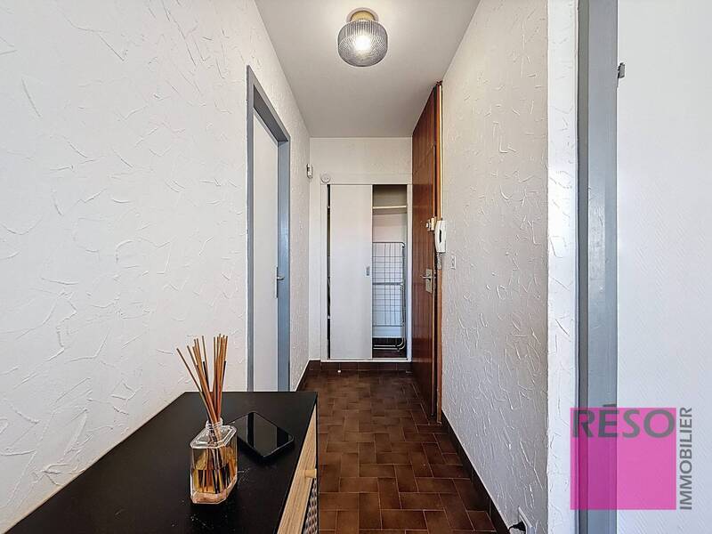 Location appartement 1 pièce 32 m² à Annemasse 74100 - 1 095 €