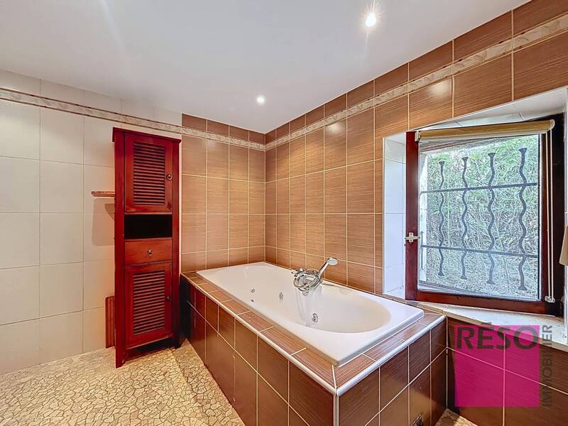 Vente maison 5 pièces 127.72 m² à Beaumont 74160