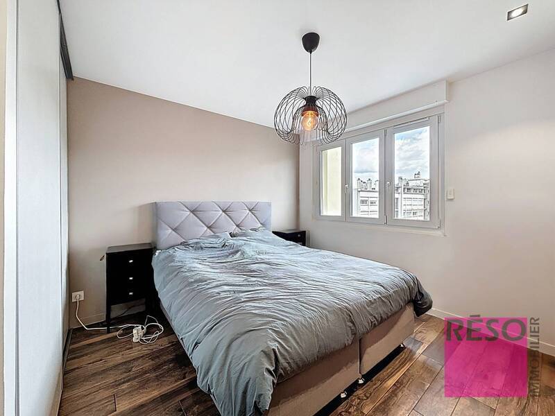 Rent apartment 3 rooms 77 m² in Annemasse 74100 - 1 850 €