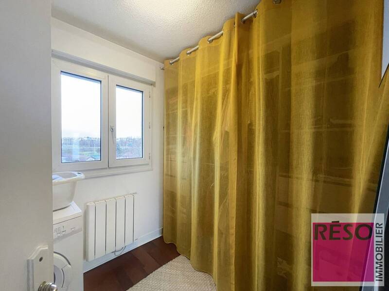 Location appartement 3 pièces 66 m² à Annemasse 74100 - 1 410 €