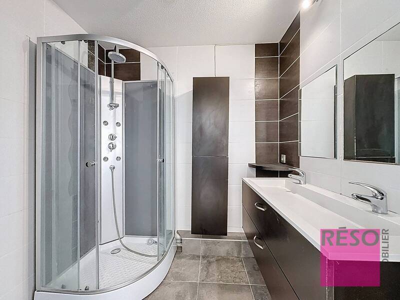 Location appartement 3 pièces 64 m² à Vétraz-Monthoux 74100 - 1 539 €