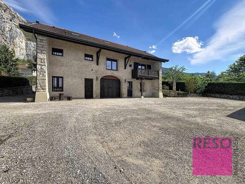 Vente maison 6 pièces 327 m² à Collonges-sous-Salève 74160