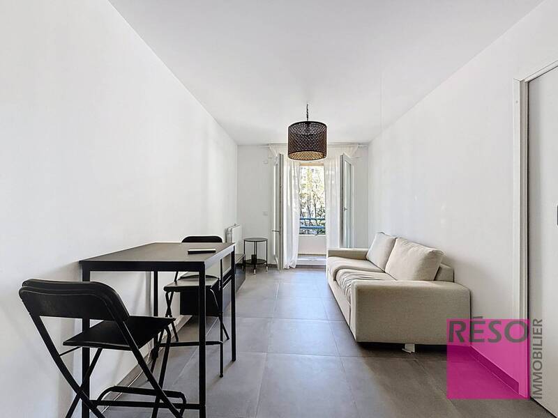 Rent apartment 3 rooms 50 m² in Annemasse 74100 - 1 400 €
