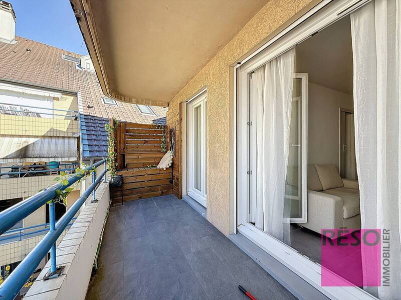 Rent apartment 3 rooms 50 m² in Annemasse 74100 - 1 400 €
