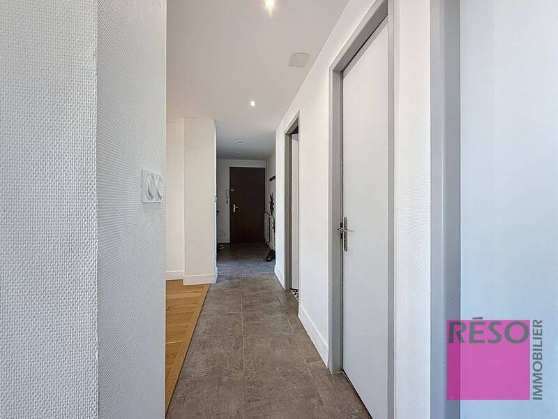 Location appartement 4 pièces 78 m² à Annemasse 74100 - 1 580 €