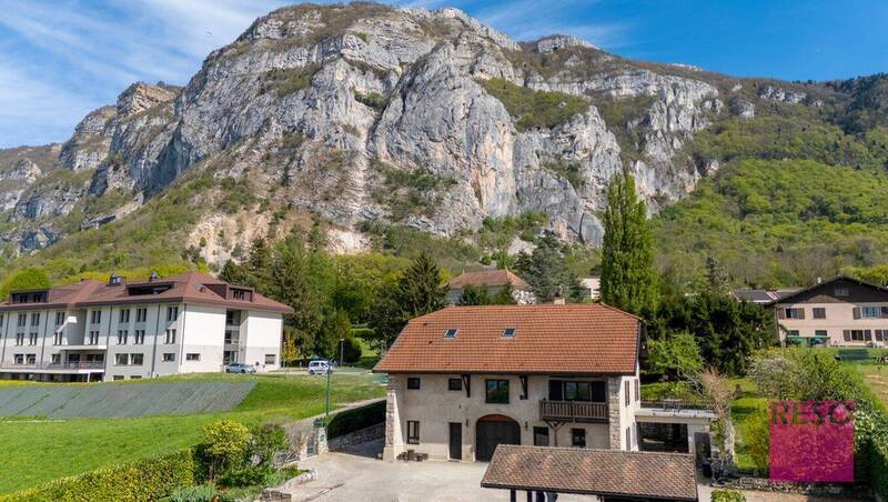 Vente maison 6 pièces 327 m² à Collonges-sous-Salève 74160