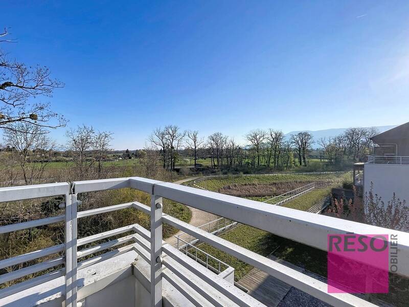 Location appartement 4 pièces 103 m² à Ville-la-Grand 74100 - 1 850 €