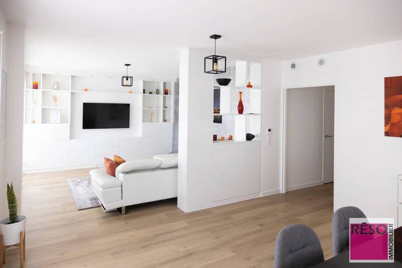 Location appartement 4 pièces 100 m² à Annemasse 74100 - 2 200 €