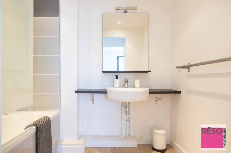Location appartement 4 pièces 100 m² à Annemasse 74100 - 2 200 €