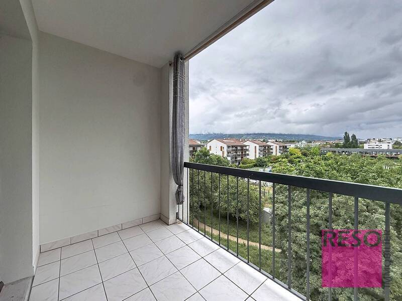 Location appartement 2 pièces 45 m² à Annemasse 74100 - 1 300 €