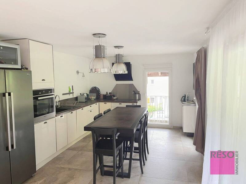 Location appartement 3 pièces 106 m² à Saint-Jeoire 74490 - 1 330 €