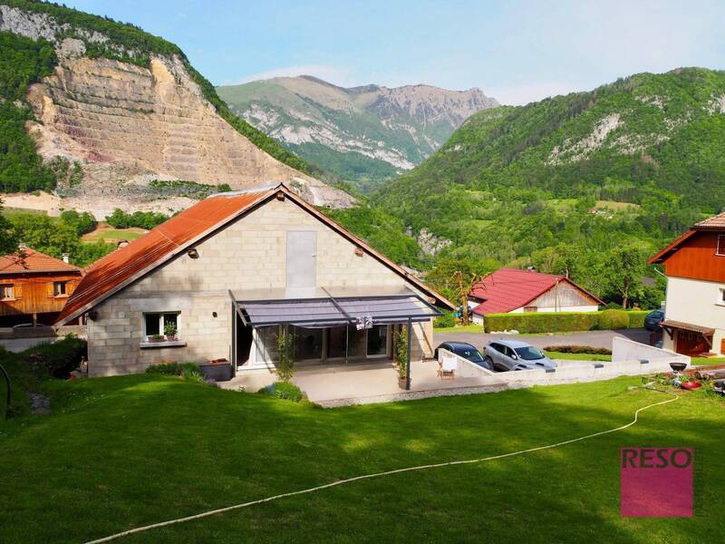 Location appartement 3 pièces 106 m² à Saint-Jeoire 74490 - 1 330 €