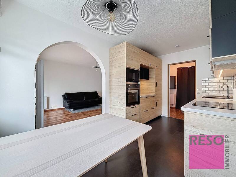 Rent apartment 2 rooms 54.35 m² in Collonges-sous-Salève 74160 - 1 400 €