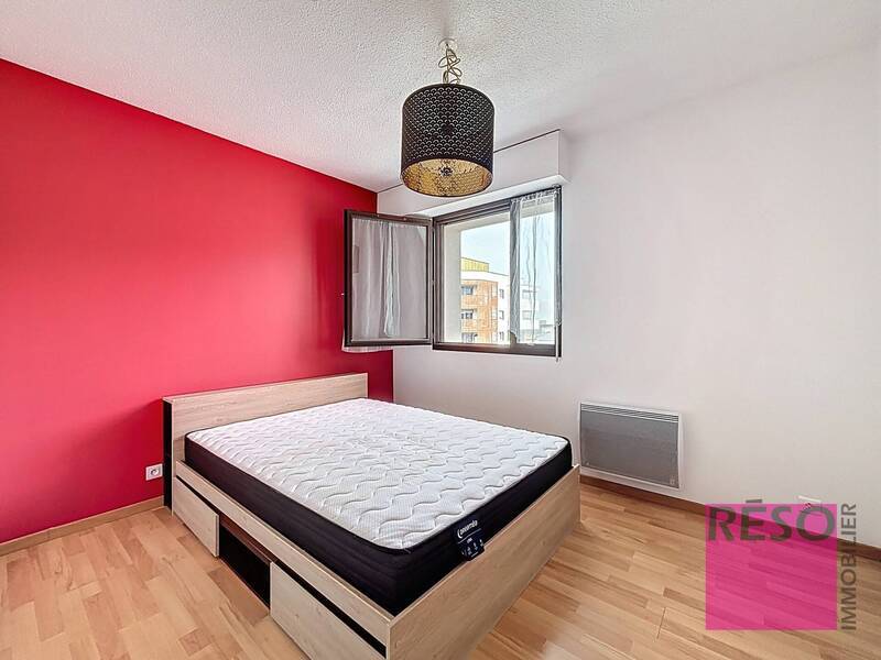 Rent apartment 2 rooms 54.35 m² in Collonges-sous-Salève 74160 - 1 400 €