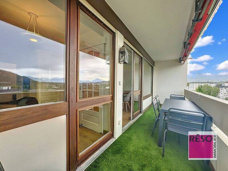 Rent apartment 4 rooms 89 m² in Annemasse 74100 - 1 750 €