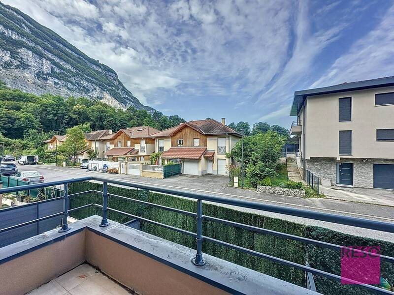 Location appartement 3 pièces 70 m² à Étrembières 74100 - 1 919 €