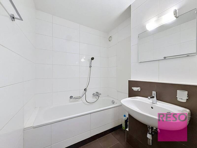 Location appartement 1 pièce 28 m² à Étrembières 74100 - 980 €