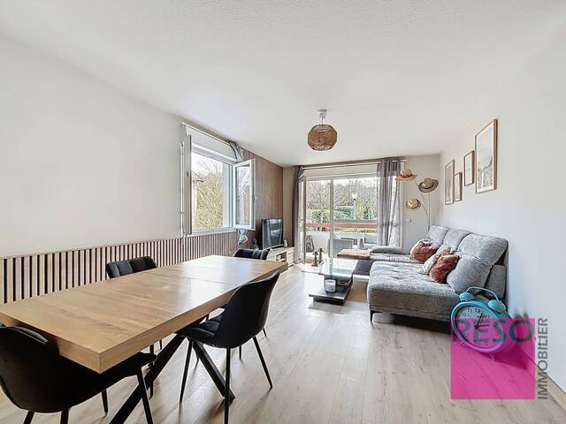 Buy Apartment 4 rooms 82 m² Vers 74160