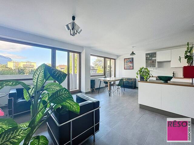 Rent Apartment 3 rooms 77 m² Gaillard 74240