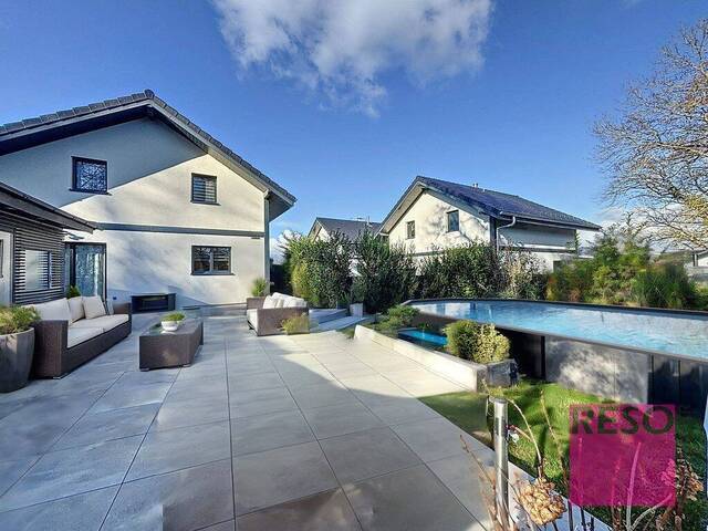 Sale House 5 rooms 81.53 m² Vers 74160