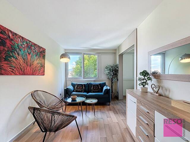 Rent Apartment 2 rooms 46 m² Gaillard 74240
