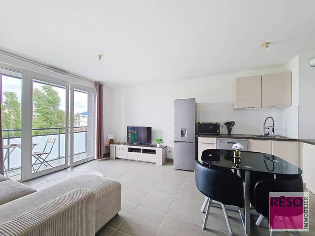 Location Appartement 2 pièces 43 m² Annemasse 74100