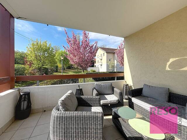 Vente Appartement 4 pièces 82 m² Vers 74160