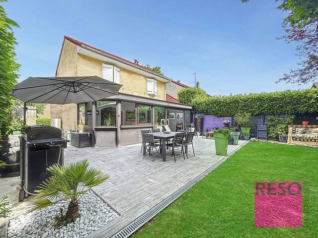 Vente Maison 5 pièces 131 m² Ville-la-Grand 74100