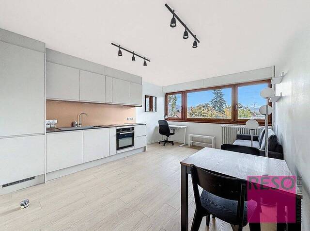 Rent Apartment 2 rooms 39 m² Gaillard 74240