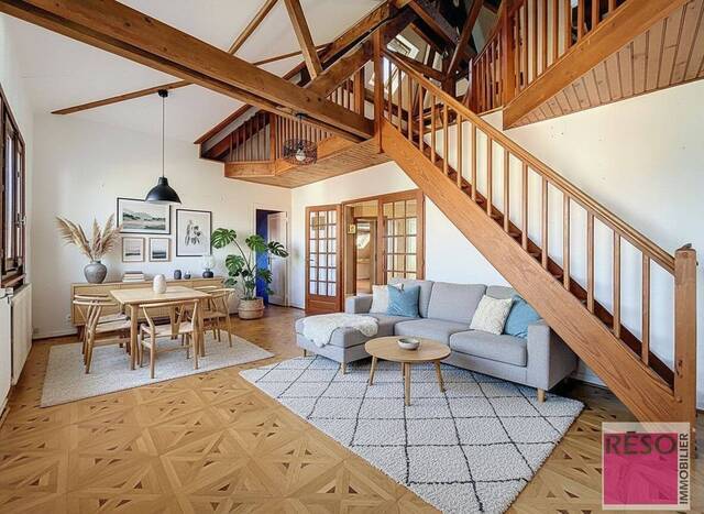 Acheter Appartement 4 pièces 102 m² La Roche-sur-Foron 74800