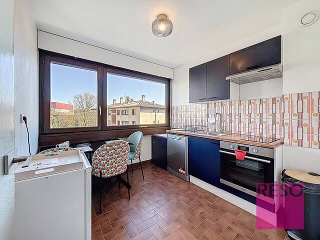 Location Appartement 1 pièce 32 m² Annemasse 74100